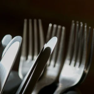 Couverts de Festiloc en Gironde (location de matériel/vaisselle/mobilier pour mariage, baptêmes, anniversaires...)