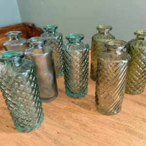 Vases longs verts 13 cm