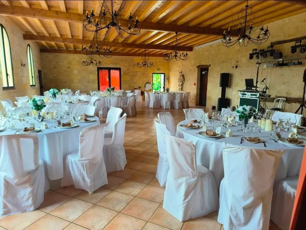 Photo d'un mariage que Festiloc a équipé (mobilier, vaisselle ,décoration)